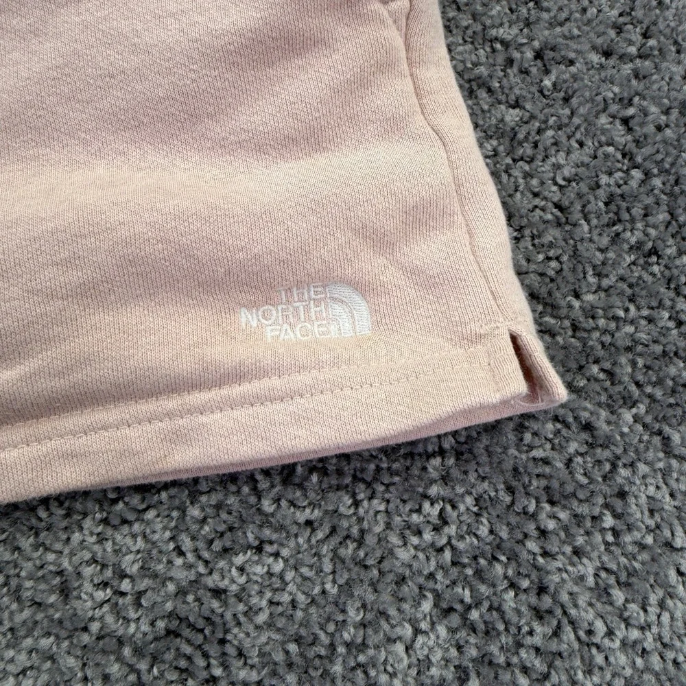 The North Face Shorts Womens M Pink Athleisure